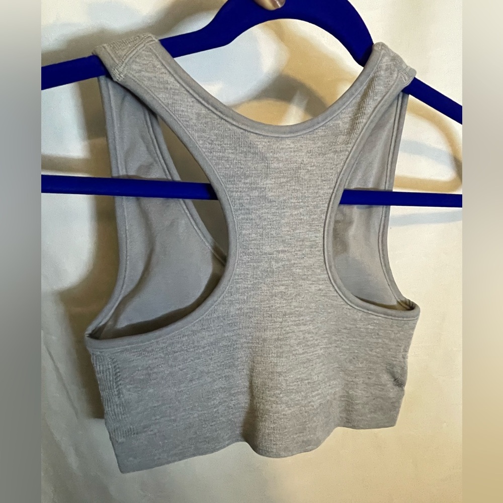 NWOT AnyBody Light Gray Ribbed Racer Back Sports Bra w Padding Size L - Picture 3 of 6